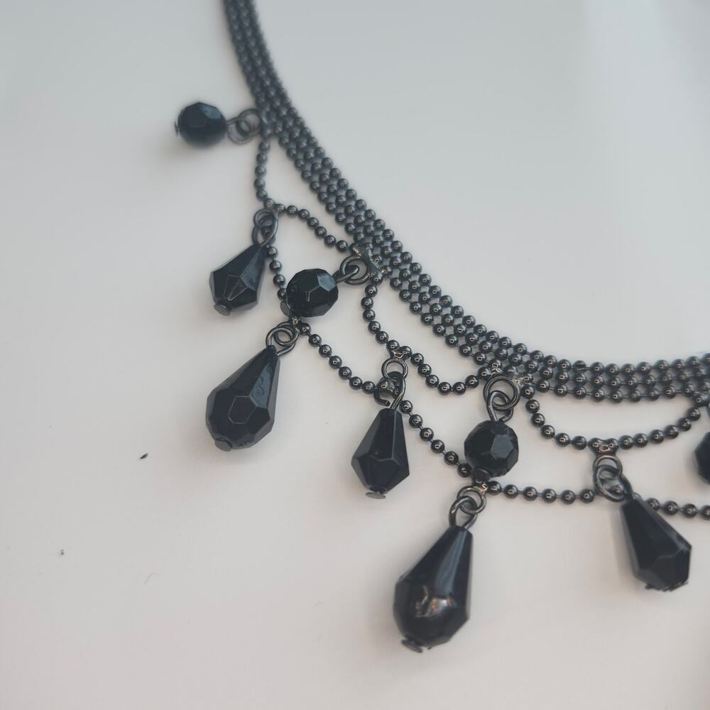 Liz Claiborne Black Faceted Acrylic Drop Necklace Gunmetal Chain Boho Statement - Picture 7 of 8